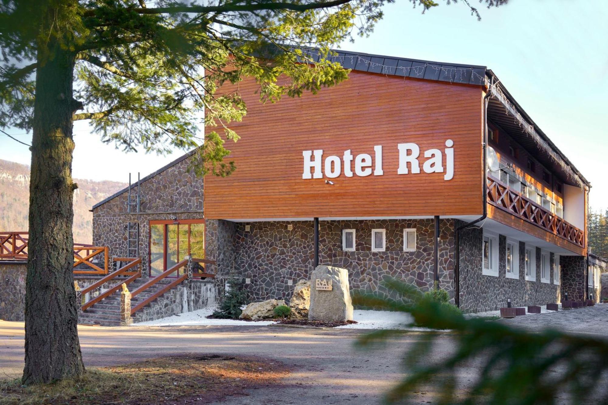 Hotel Raj Dedinky Exterior photo