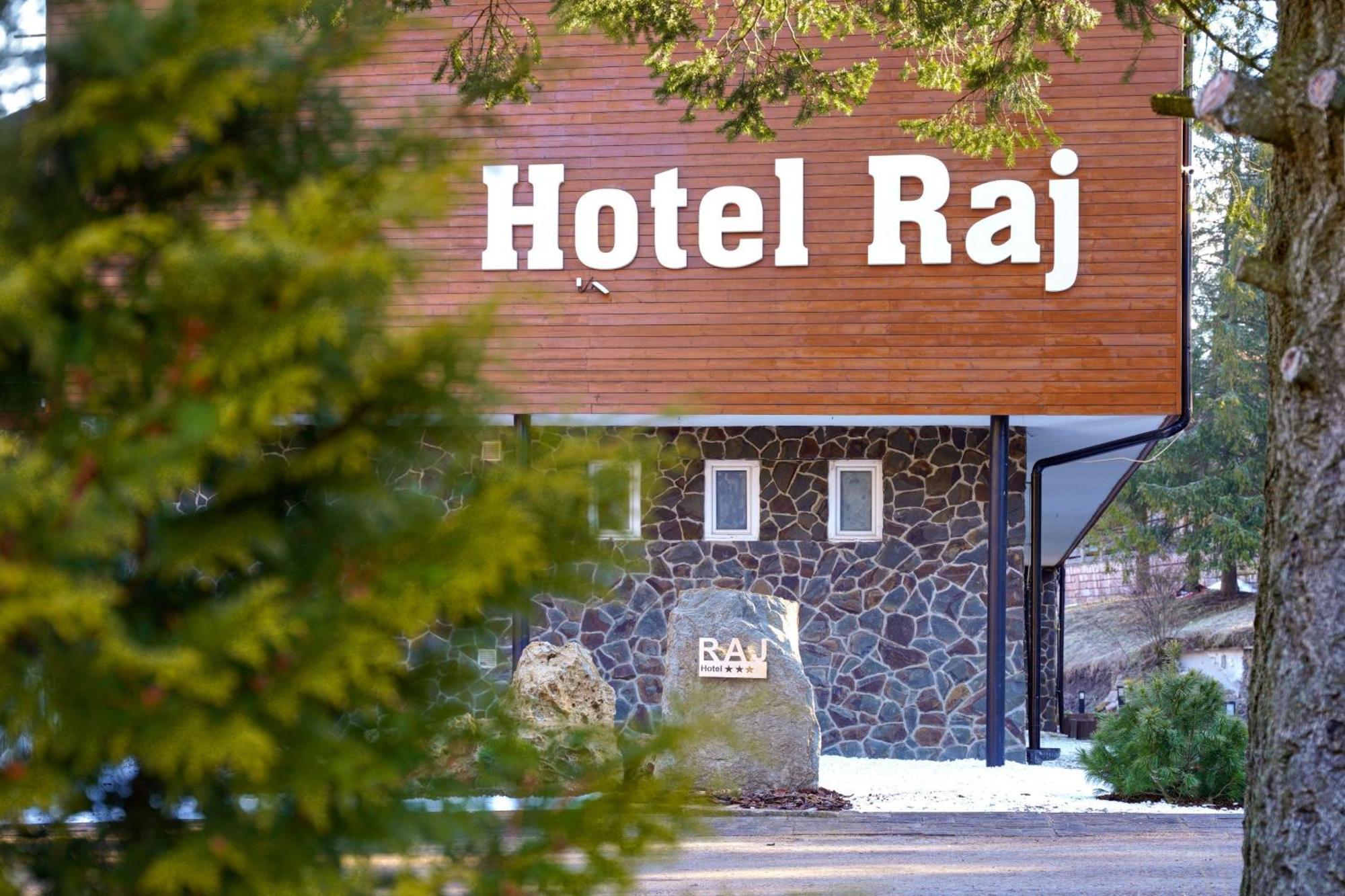 Hotel Raj Dedinky Exterior photo